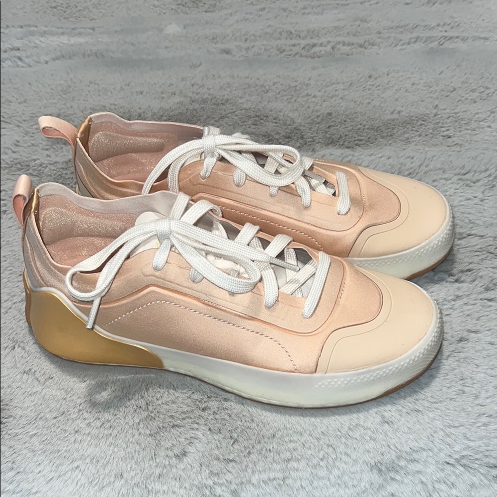 Adidas Primegreen and Stella McCartney Sneakers 7.5 Worn Once